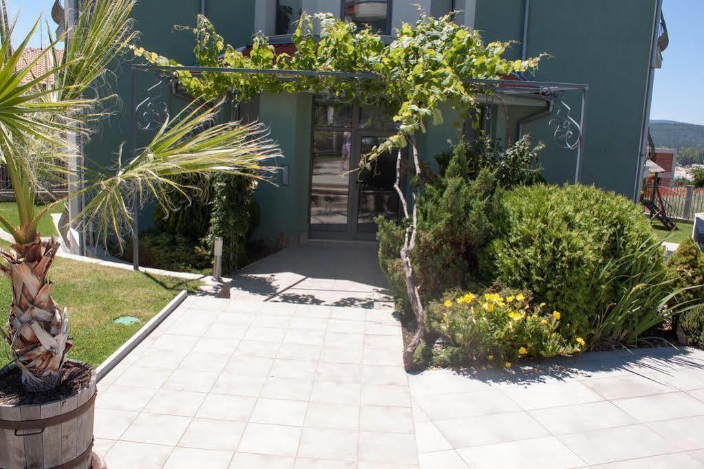Aparthotel Gardenia Vacation Settlement Sozopol Exteriér fotografie